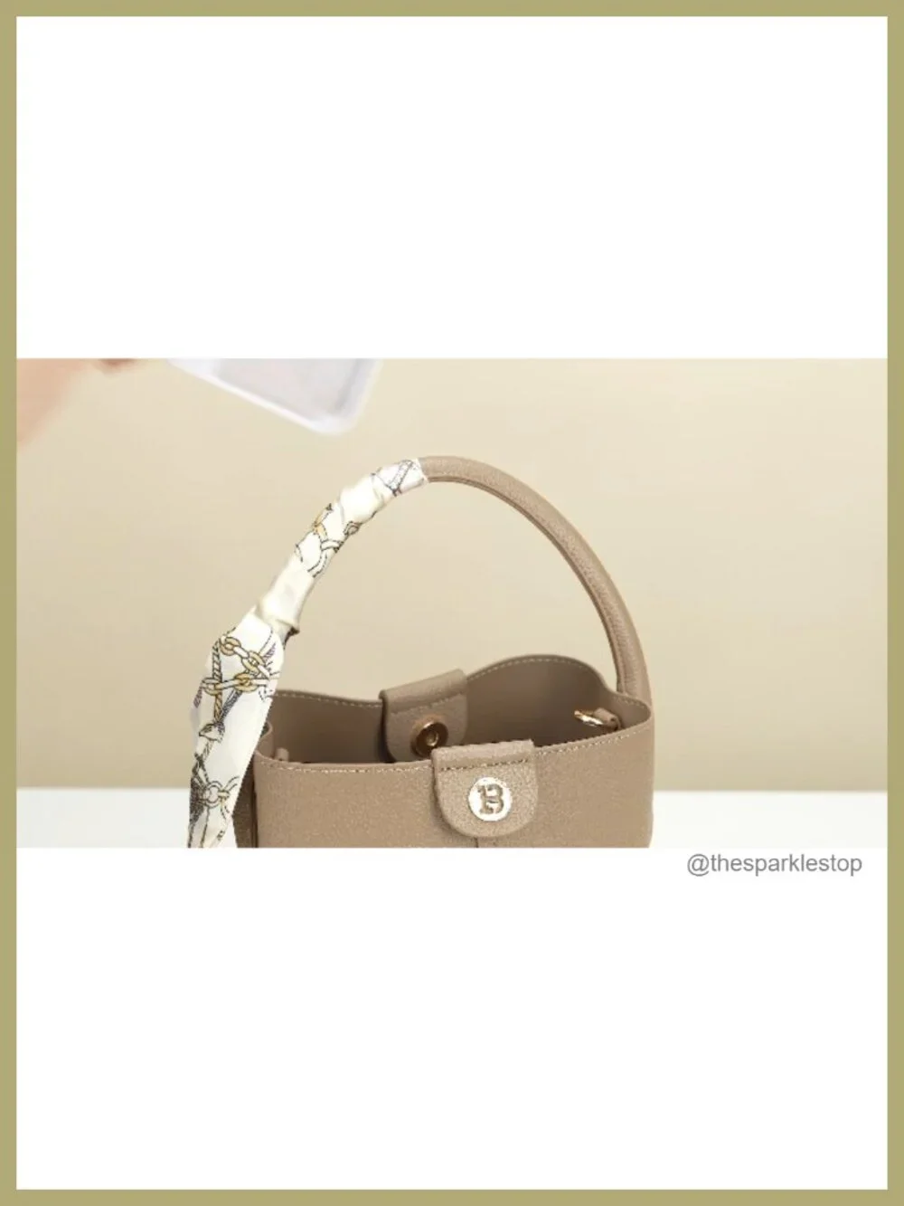 Small Vegan Leather Bucket Crossbody Bag with Removable Strap